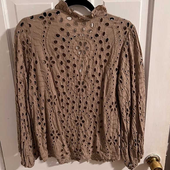 Button down blouse - Picture 2 of 3